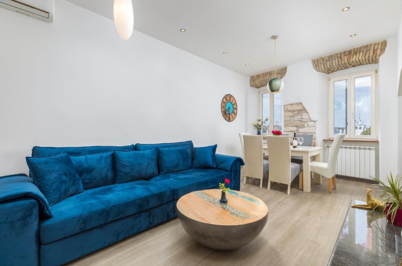 Apartment Augusto - Sea View Pula Exterior photo