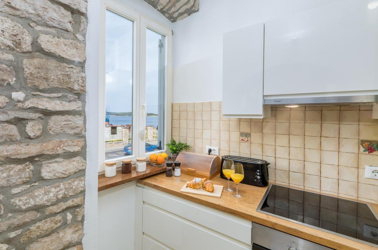 Apartment Augusto - Sea View Pula Exterior photo