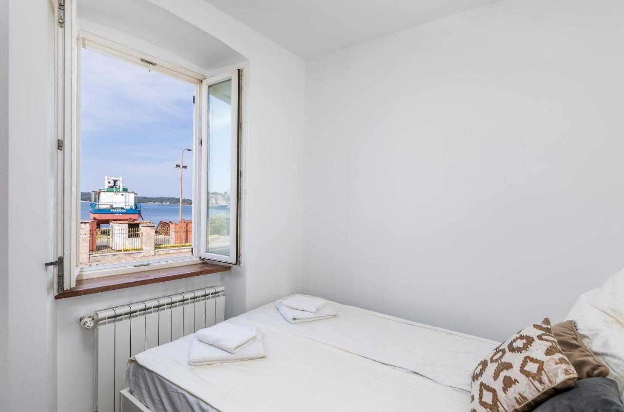 Apartment Augusto - Sea View Pula Exterior photo